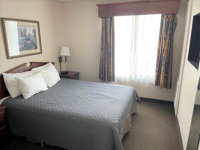 River Hills Hotel- Mankato Buitenkant foto